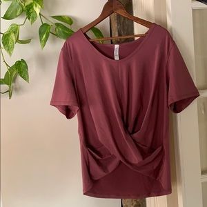 Lululemon -mauve twist tee shirt